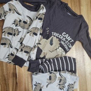 Carters 2T toddler pajamas - set of 2
